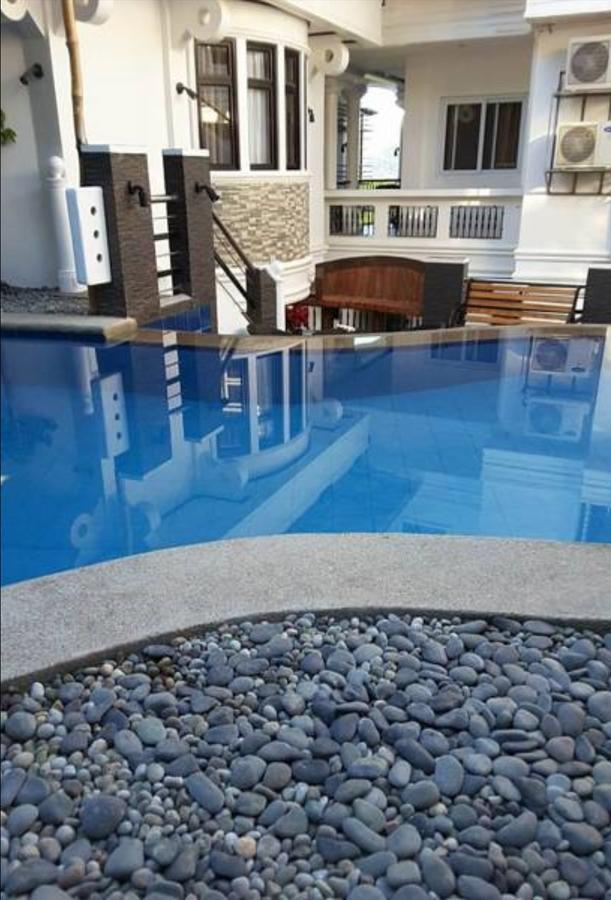 Coron Bancuang Mansion Bed & Breakfast Exterior photo