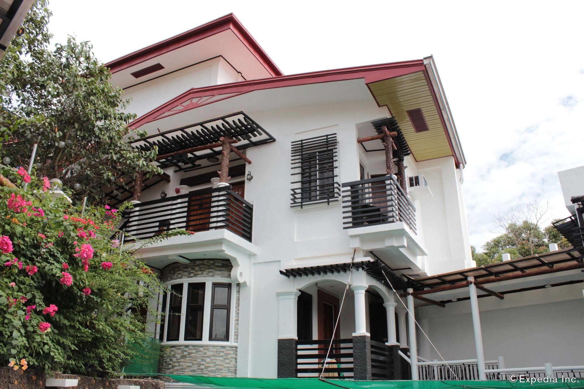 Coron Bancuang Mansion Bed & Breakfast Exterior photo