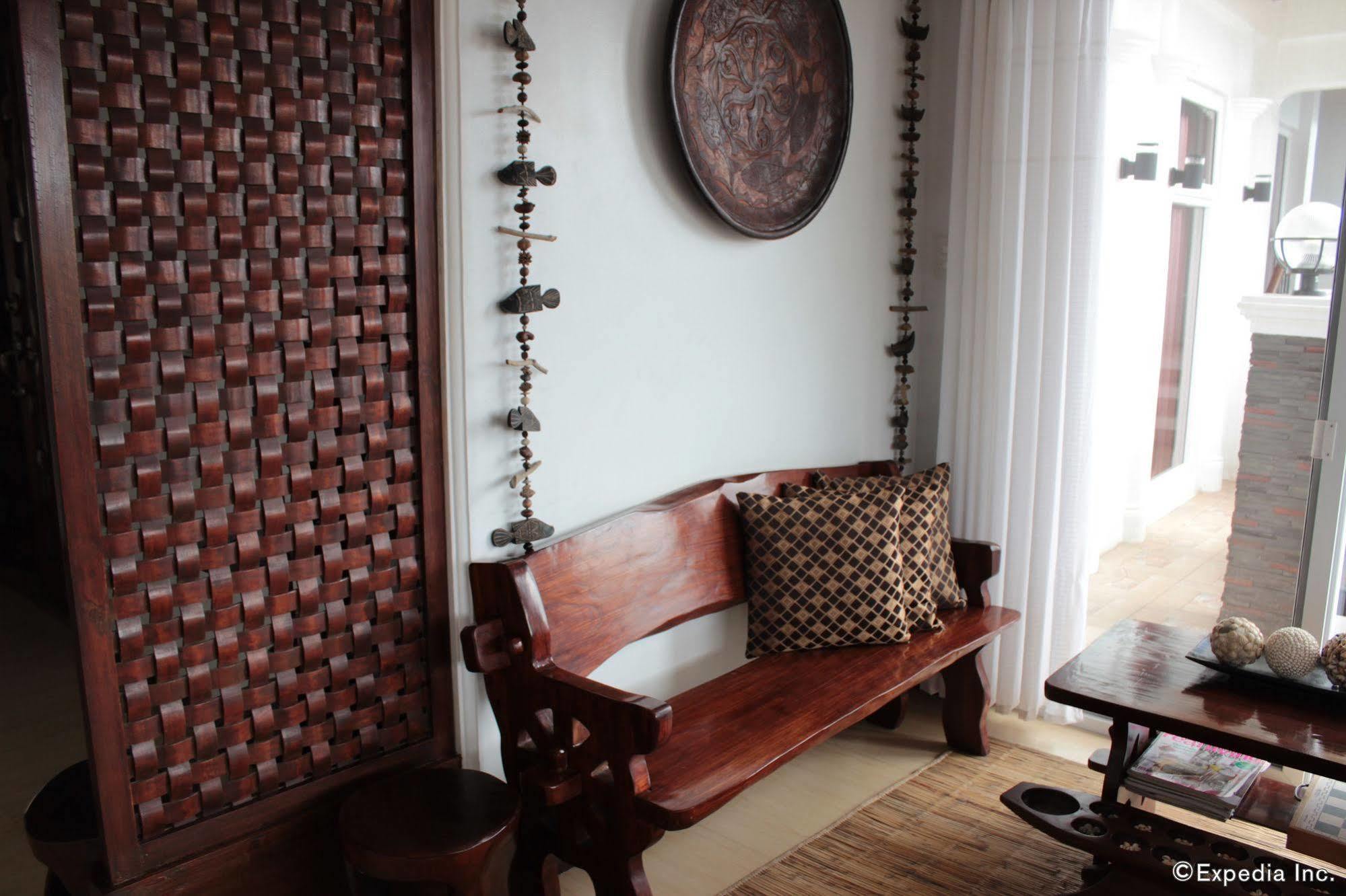 Coron Bancuang Mansion Bed & Breakfast Exterior photo