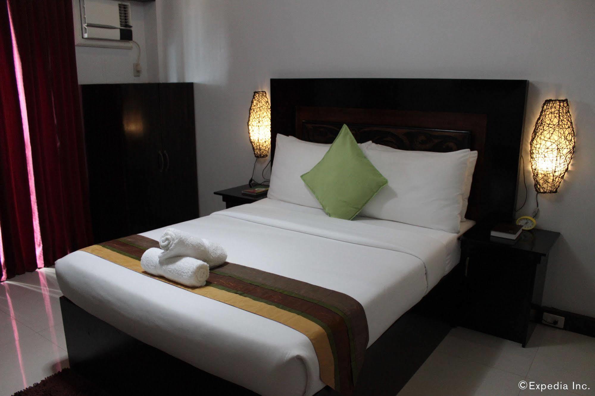 Coron Bancuang Mansion Bed & Breakfast Exterior photo