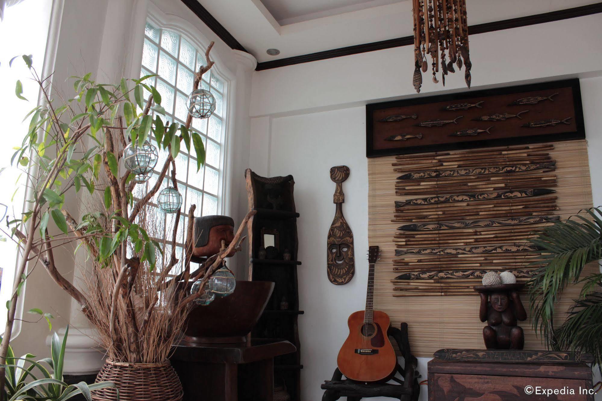 Coron Bancuang Mansion Bed & Breakfast Exterior photo