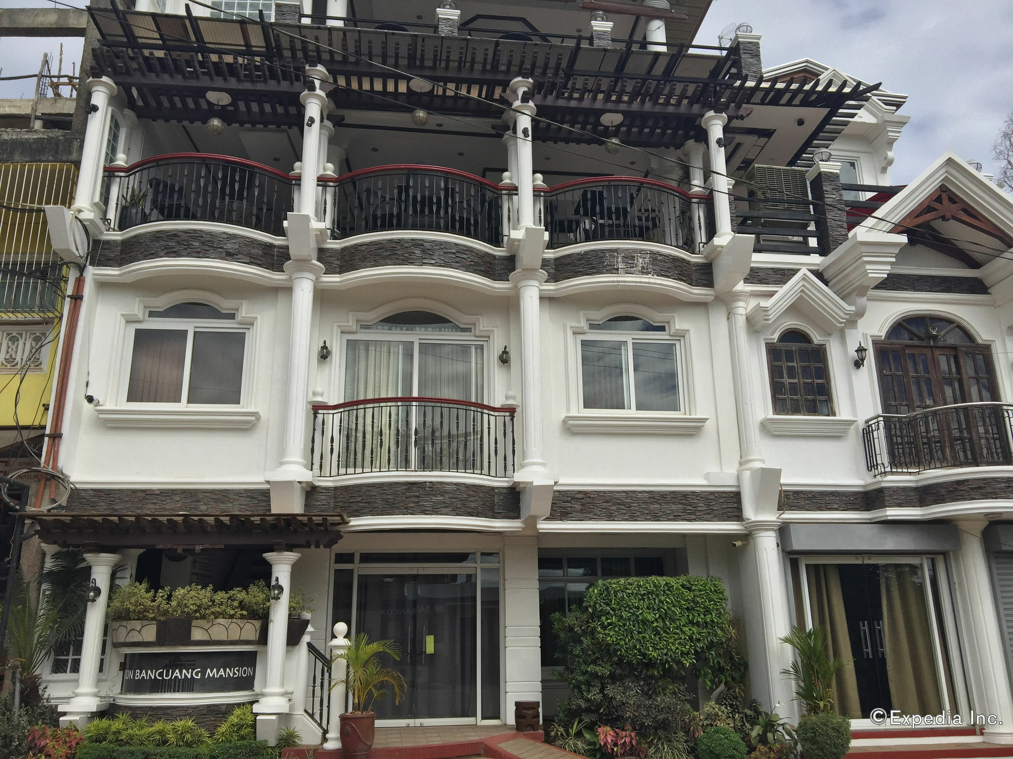 Coron Bancuang Mansion Bed & Breakfast Exterior photo